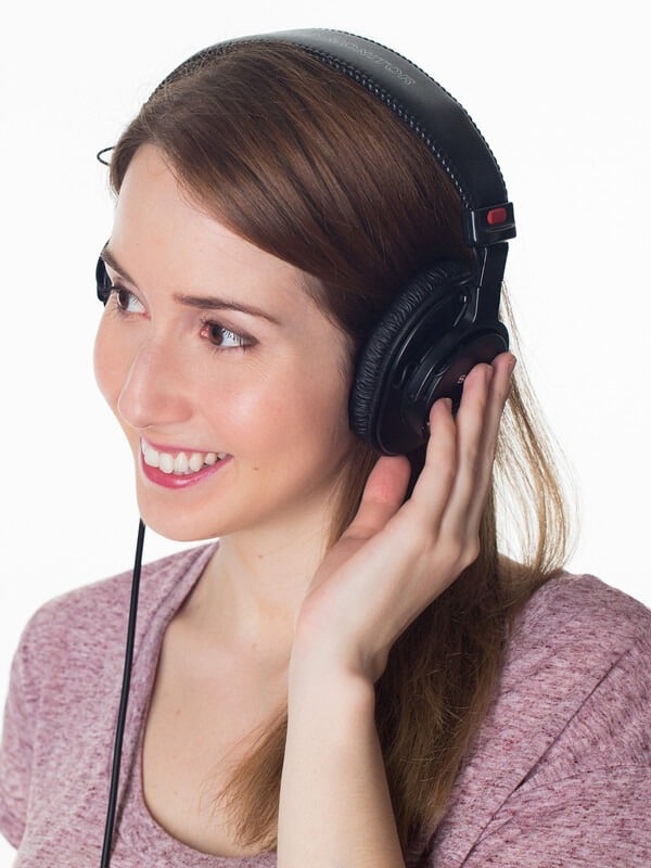 call center woman with headphones